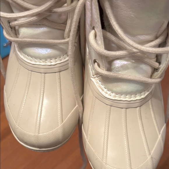 Sperry Cream Rain & Snow Boots with Rugged Sole - Picture 8 of 9